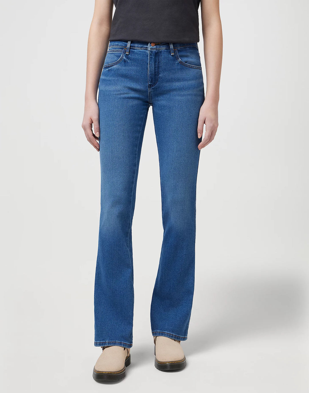Wrangler - Bootcut Jeans - Camellia