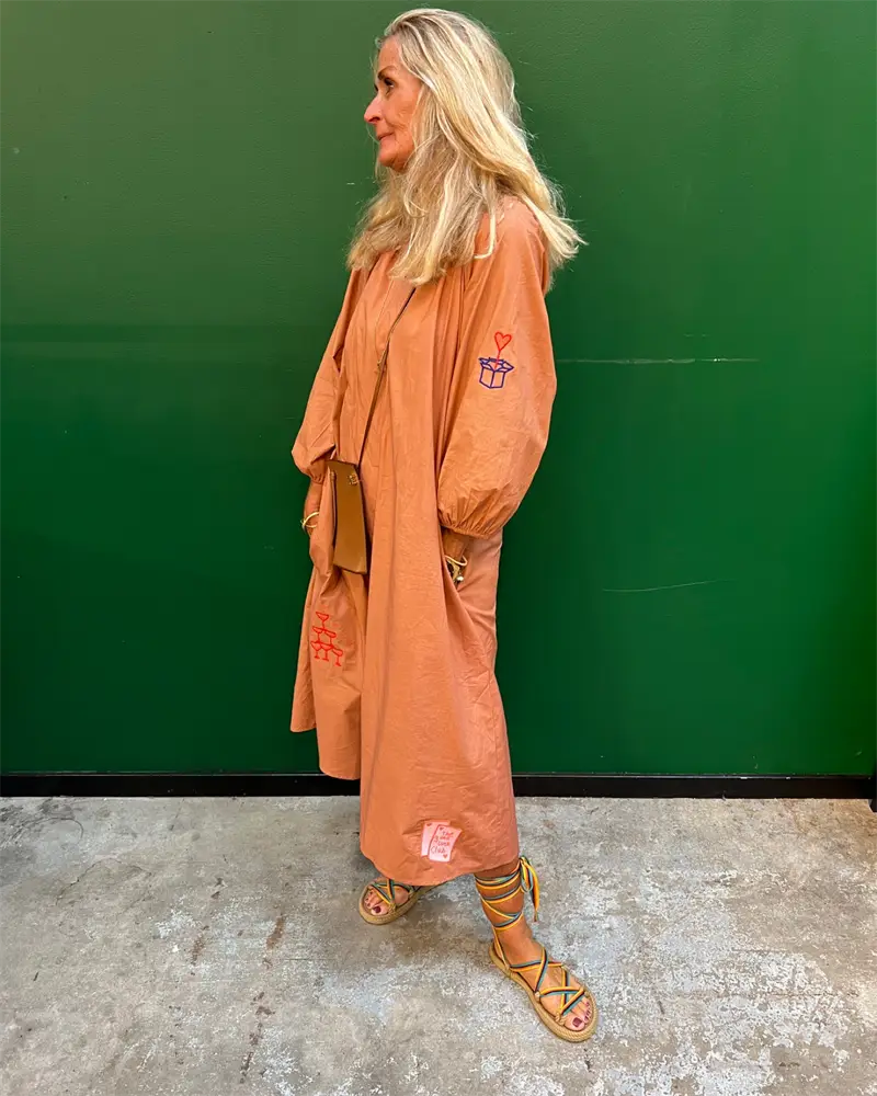 Wow - The Champagne Long Dress - Amber Brown