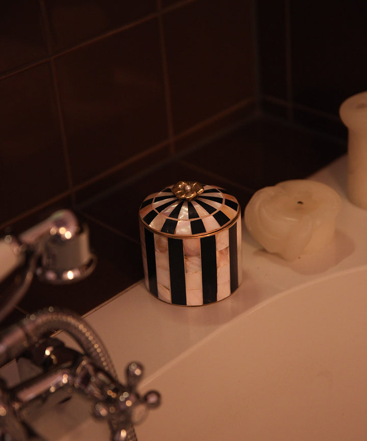 Doing Goods - Zoey Flower Circus Box Large - Navy