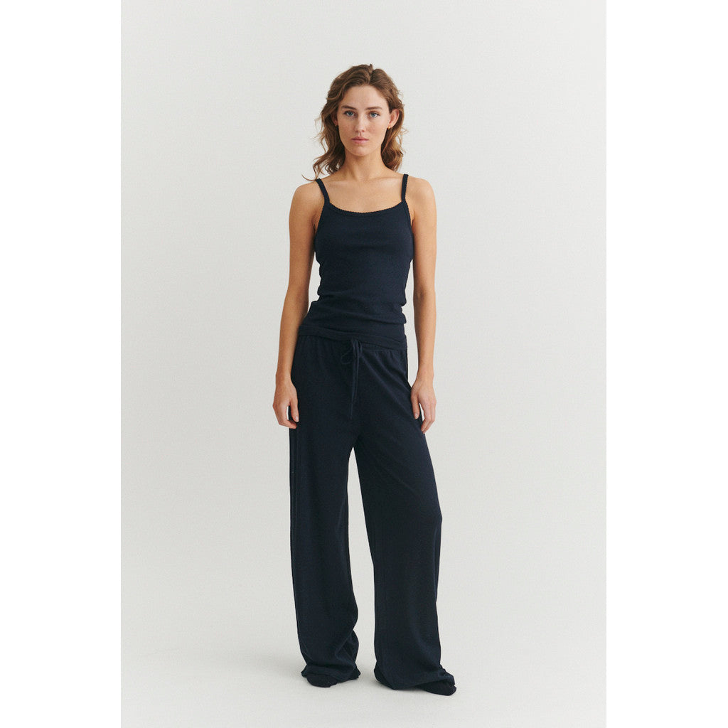 Basic apparel - Arense Loose Pants - Sky Caption