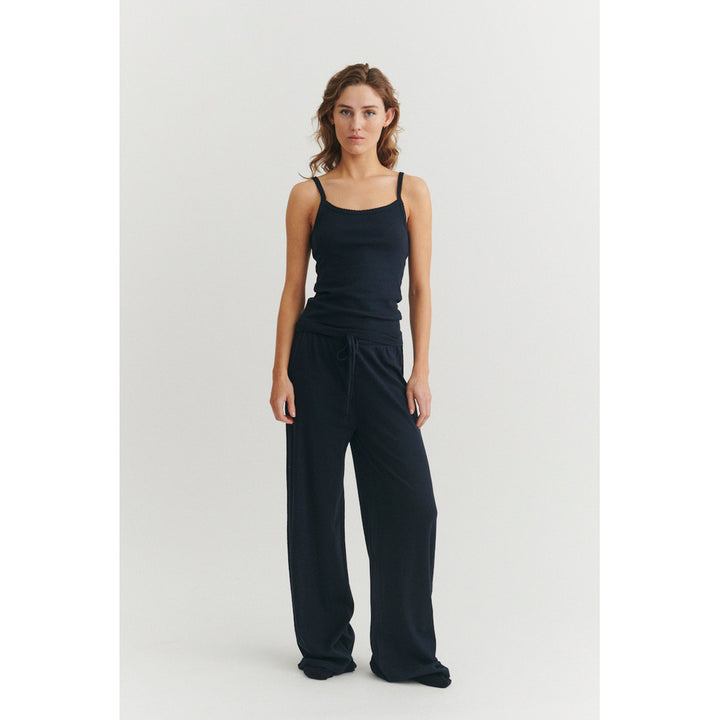 Basic apparel - Arense Loose Pants - Sky Caption