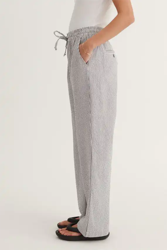 Basic Apparel - Asta Bukser - Bright White/Sky Captain