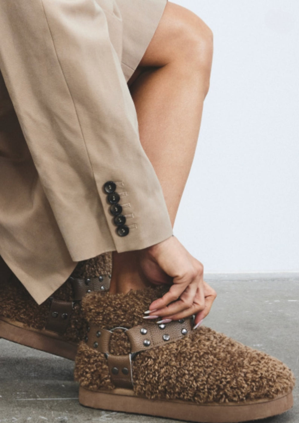 Medina x Bianco - Varm Flatform Ankle Boot - Taupe