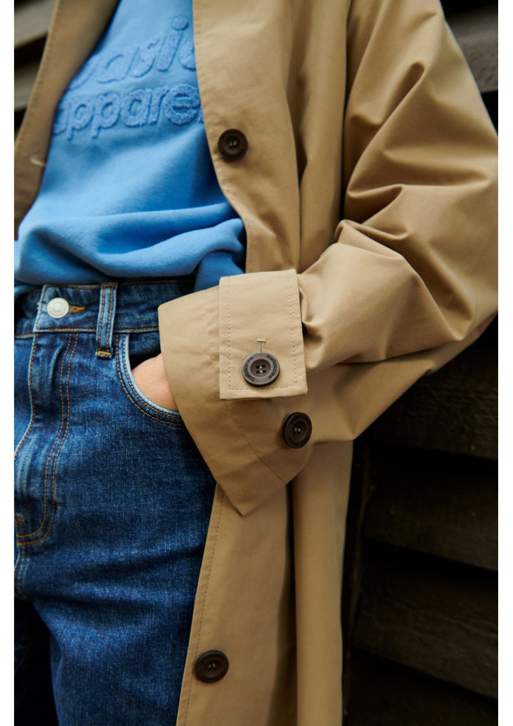 Basic Apparel - Gise Raglan Frakke - Sepia Thit