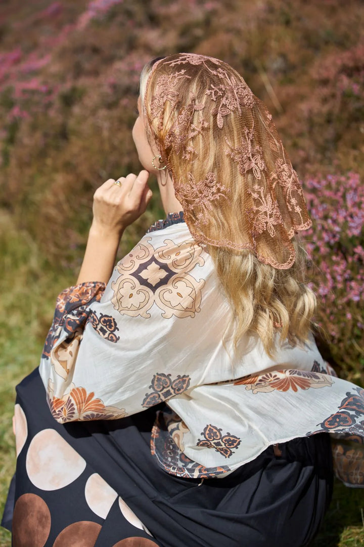 Black Colour - Miriana Triangle Blonde Scarf - Tobacco - Onesize