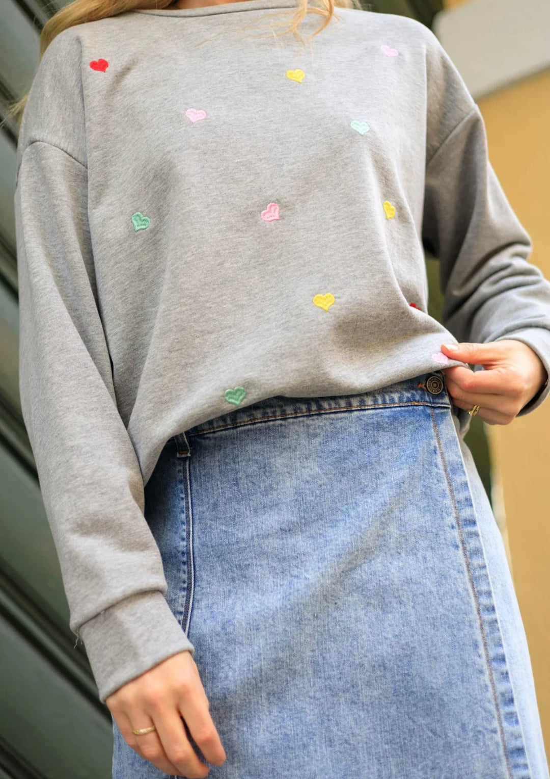 Black Colour - Sita Heart Sweatshirt - Grey