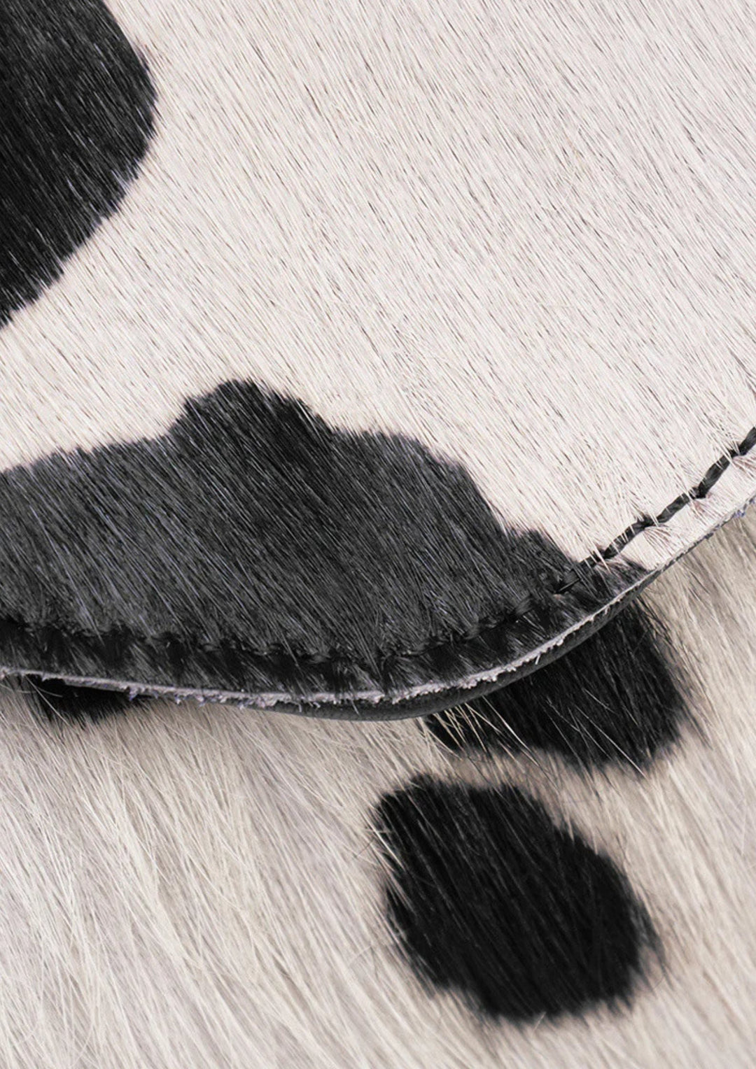 Depeche - pung - black cow