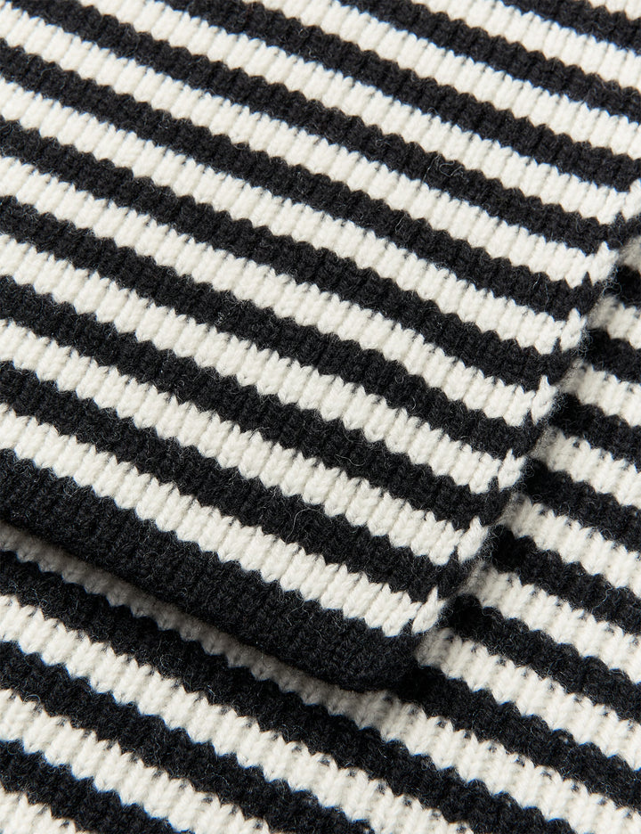 Mads Nørgaard - One Wool Freja Hooded Scarf - Black/Vanilla Ice