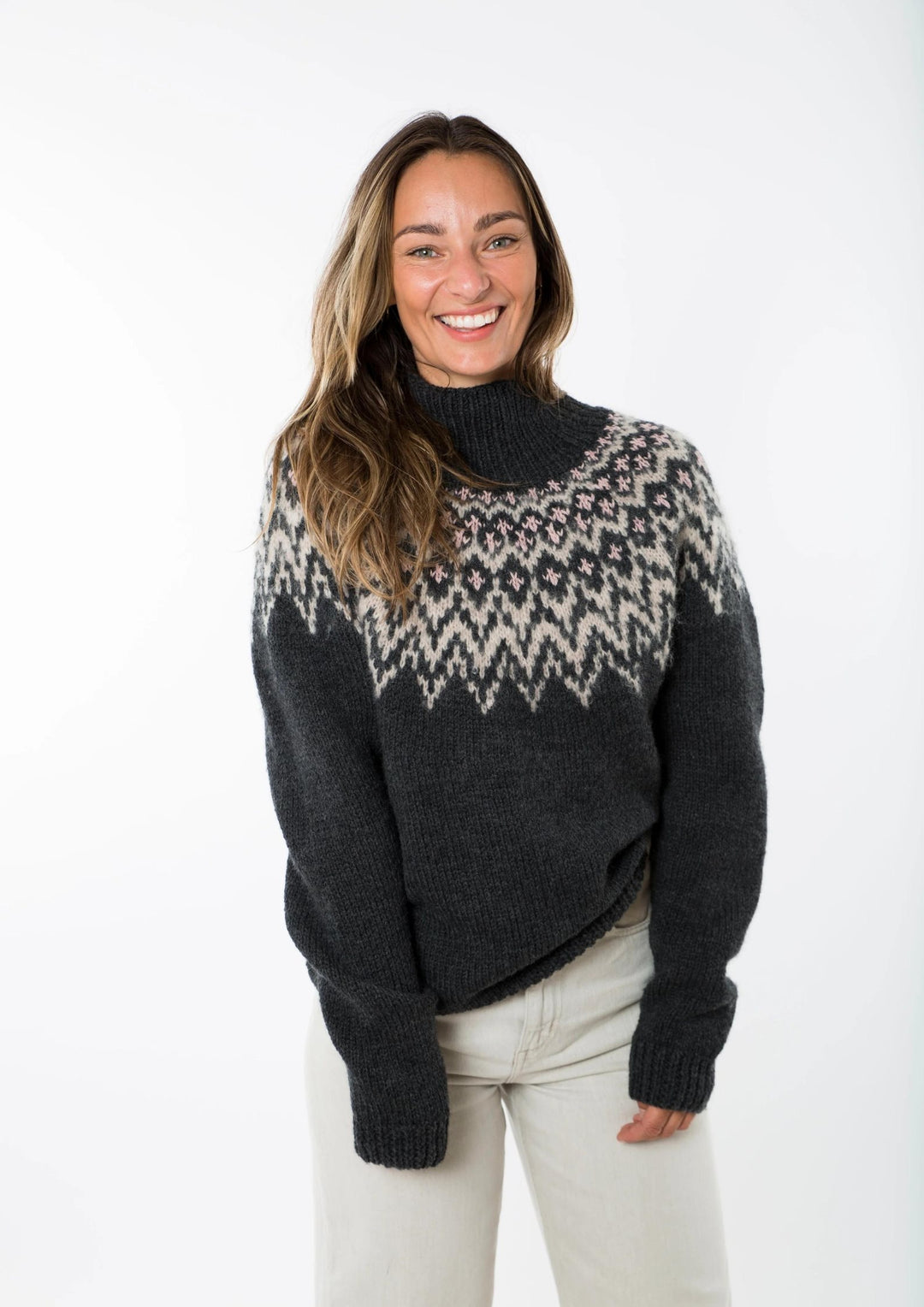 Fuza Wool - Che Che Sweater High Neck - Coal