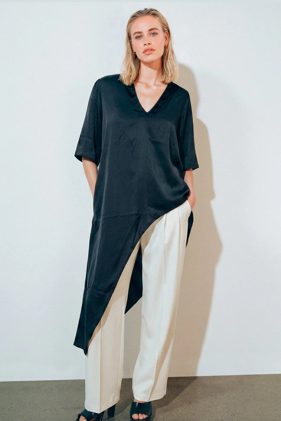 Gossia - LuxieGO Bluse Kjole - Black