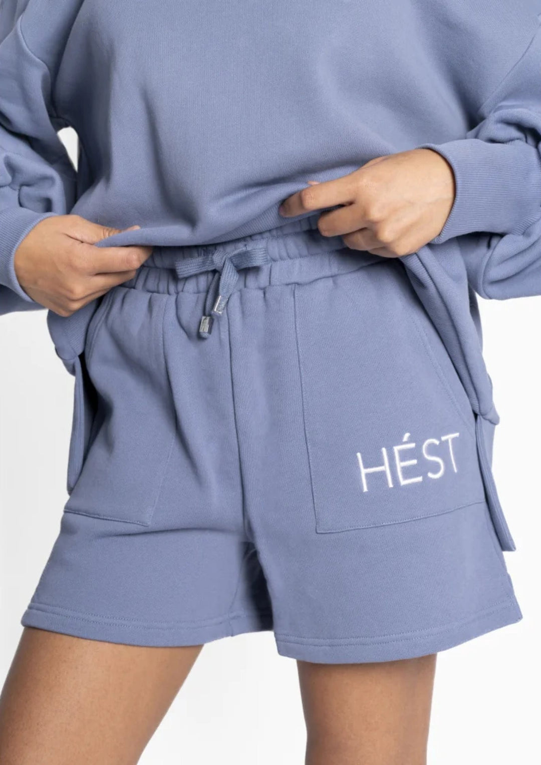 Hést - Jilli College Shorts - Faded Denim