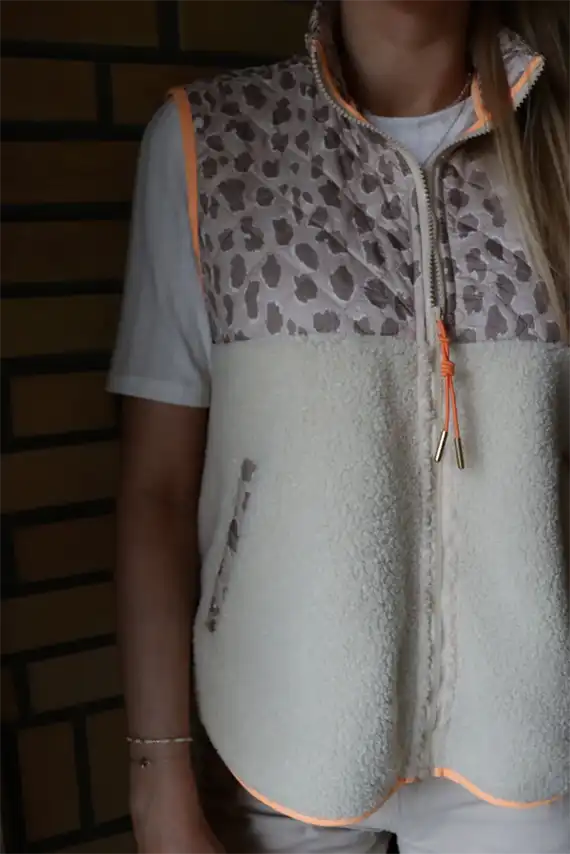 Liberte - Teddy Leo Vest - Creme Pale Lux Leo - Neon Orange