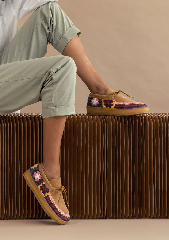 LaidBack - Komo Crepe - Saffron Suede Mulit - Sko