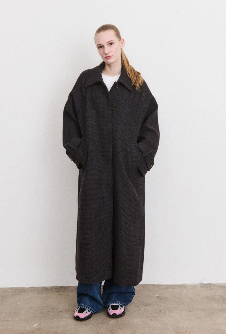 Boii - Magda Frakke - Navy Houndstooth - ONE SIZE