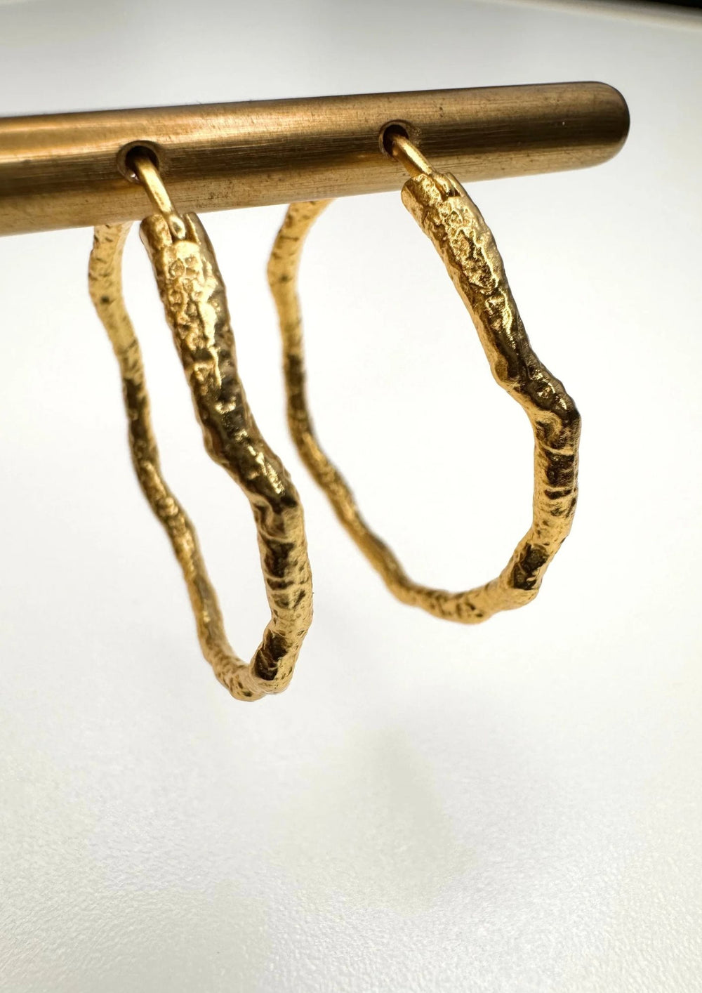 Andcopenhagen - Hammered Øreringe  - Guld - Large