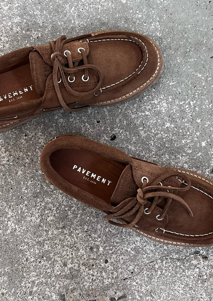 Pavement - Alvina Suede - Taupe Suede