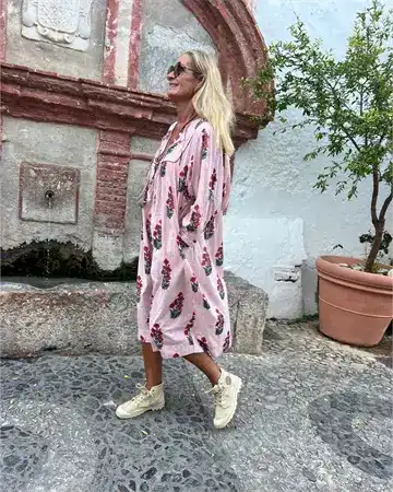 Wauw - Capri - Kjole - Rose stripe
