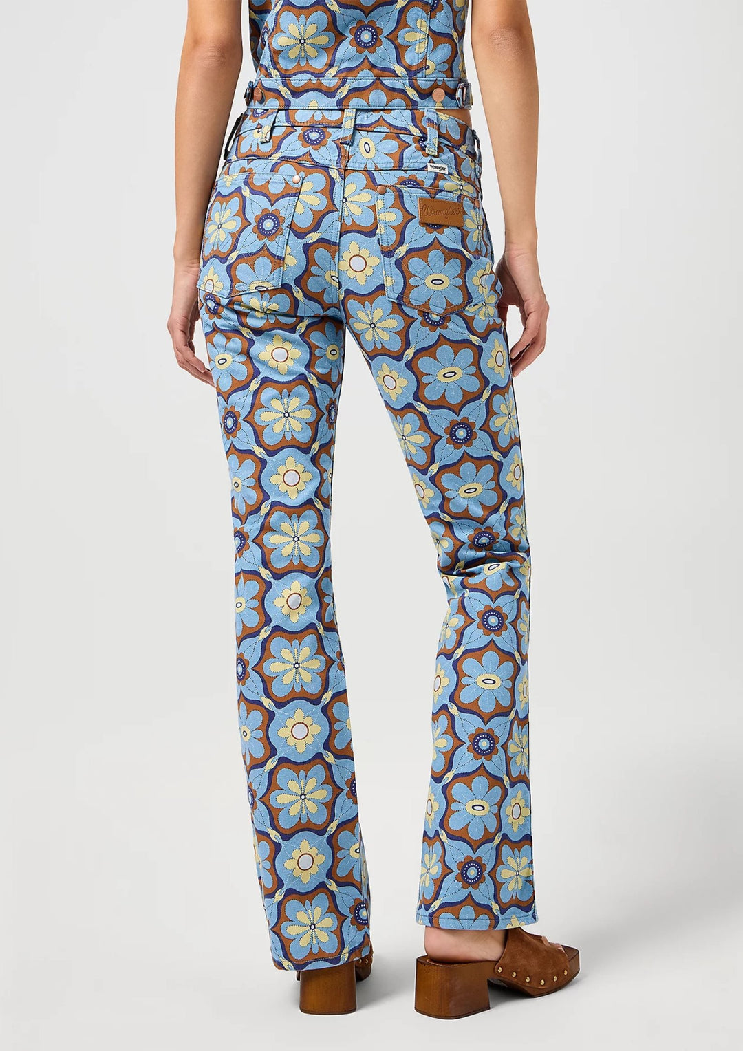 Wrangler - Mid Rise Bootcut - Jeans - Medallion