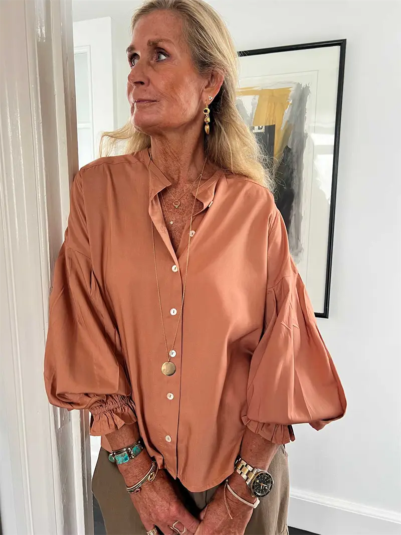 Wow - Emma Shirt - Mocha Mousse