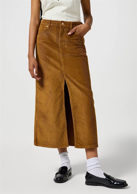 Wrangler - Corduroy Maxi Nederdel - Cognac